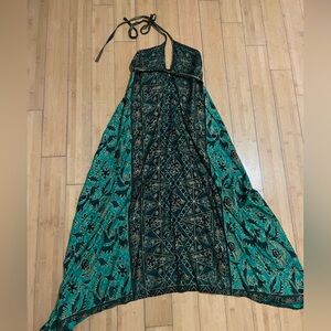 Elegant Green Backless Dress Size 0-4